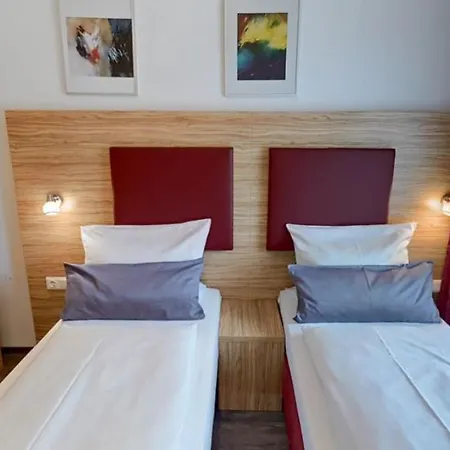 Smartmotel Emden - By Quartier96 Gmbh-3